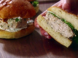 GH0143_chicken-burgers-with-rosemary-mayonnaise_s4x3